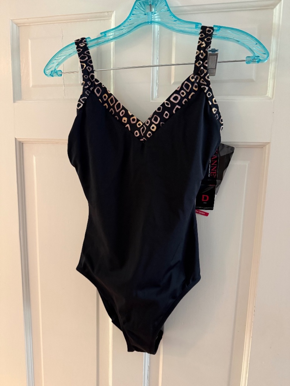 Roxanne Bra Sized Womans Black One Piece Swimsuit size 12 34/D NWT